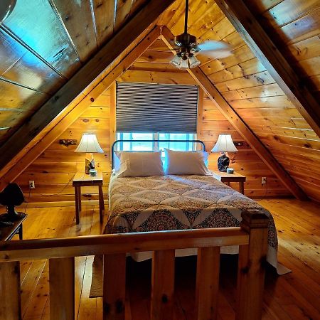 Neshannock Creekside Log Cabin Volant المظهر الخارجي الصورة