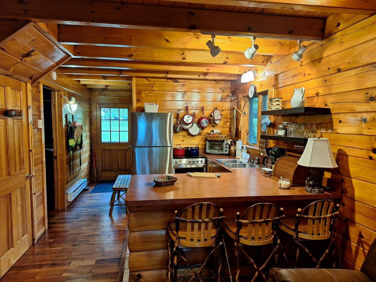 Neshannock Creekside Log Cabin Volant المظهر الخارجي الصورة